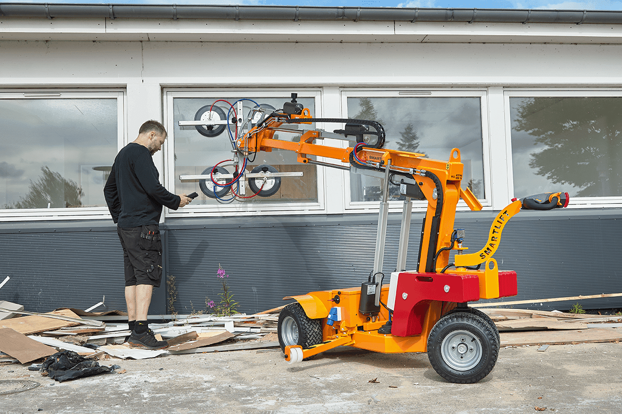 Freight And Service Lifts